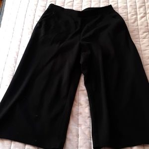 Black wide legged dress pants